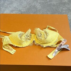 Victoria's Secret Yellow Lace Balconette Bra 32D